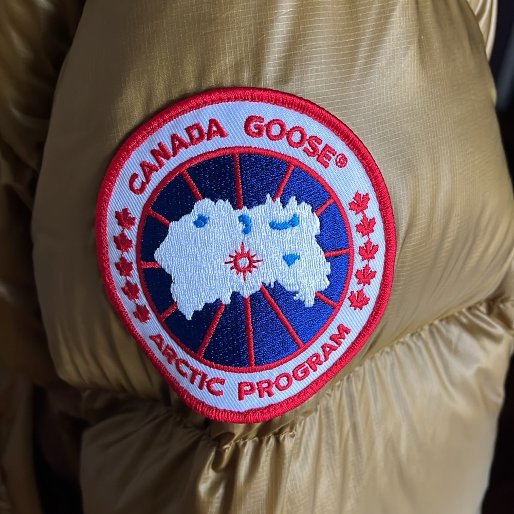 Canada Goose crofton power 750 fill puff jacket water resistant jacket, gold - Picture 9 of 16